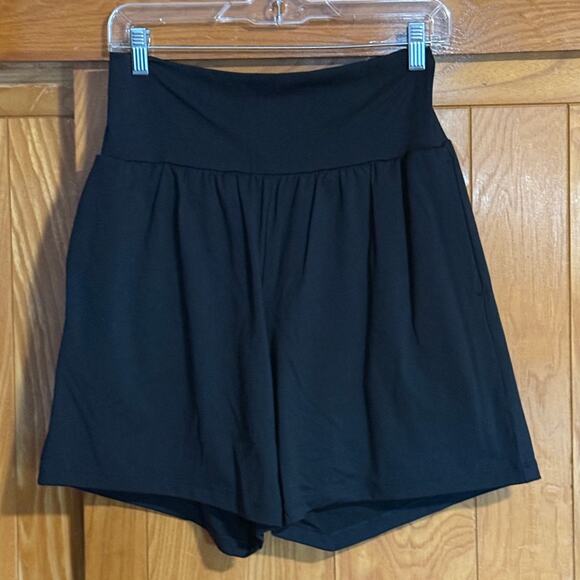 HALARA Pants - NEW HALARA SoftlyZero 2-in-1 Flowy Shorts Black L